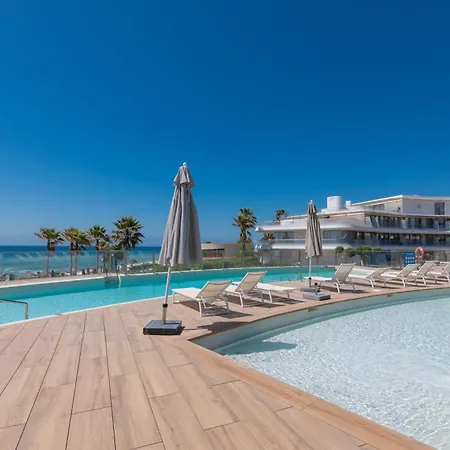 Apartment Edge Luxury Beachfront 2br With 3 Pools, Wellness, Gym Estepona