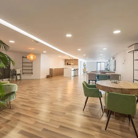 Apartment Edge Luxury Beachfront 2br With 3 Pools, Wellness, Gym Estepona