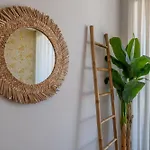 Edge Luxury Beachfront 2br With 3 Pools, Wellness, Gym * Εστεπόνα