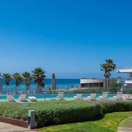 Edge Luxury Beachfront 2br With 3 Pools, Wellness, Gym *