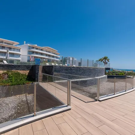 Apartment Edge Luxury Beachfront 2br With 3 Pools, Wellness, Gym *