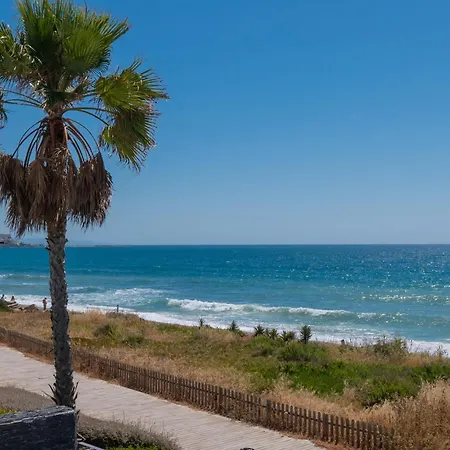 Apartment Edge Luxury Beachfront 2br With 3 Pools, Wellness, Gym Estepona