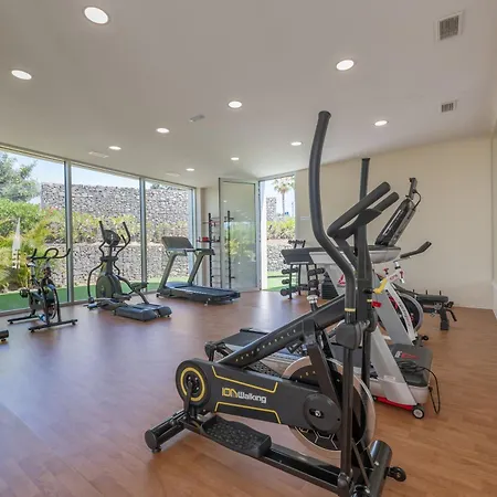 Edge Luxury Beachfront 2br With 3 Pools, Wellness, Gym Lejlighed *