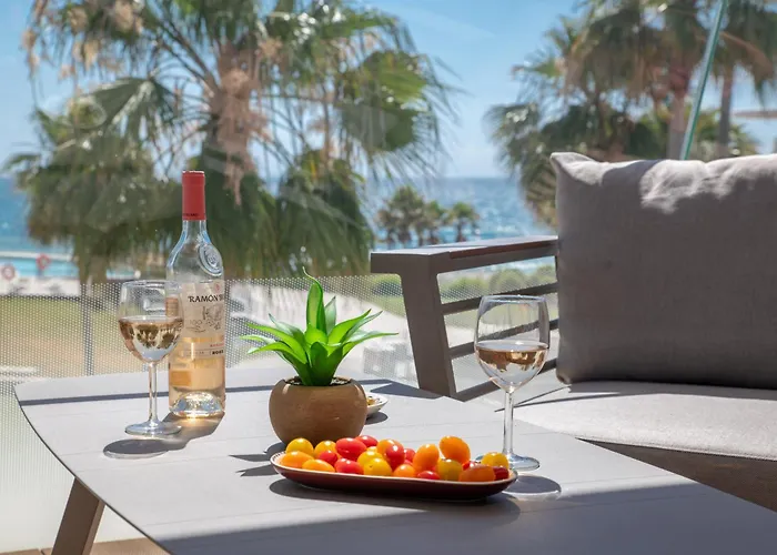 Edge Luxury Beachfront 2br With 3 Pools, Wellness, Gym * 埃斯特波纳