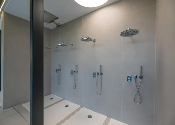 Edge Luxury Beachfront 2br With 3 Pools, Wellness, Gym * 埃斯特波纳