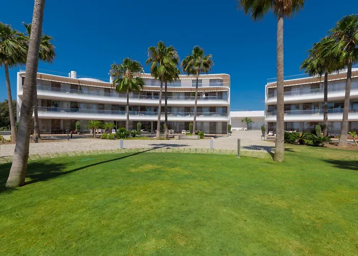 Apartament Edge Luxury Beachfront 2br With 3 Pools, Wellness, Gym *