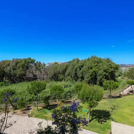 Edge Luxury Beachfront 2br With 3 Pools, Wellness, Gym * Estepona