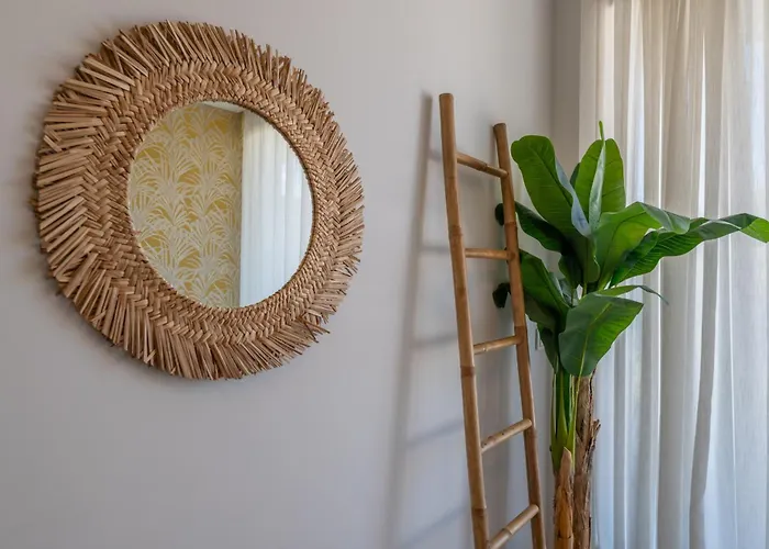 Edge Luxury Beachfront 2br With 3 Pools, Wellness, Gym * Estepona