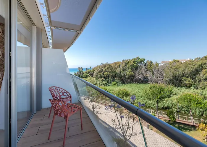 Apartamento Edge Luxury Beachfront 2br With 3 Pools, Wellness, Gym