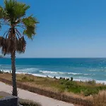 Apartamento Edge Luxury Beachfront 2br With 3 Pools, Wellness, Gym Estepona